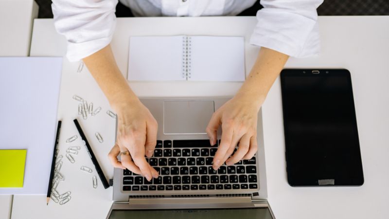 Phong cách viết và thế mạnh nổi bật